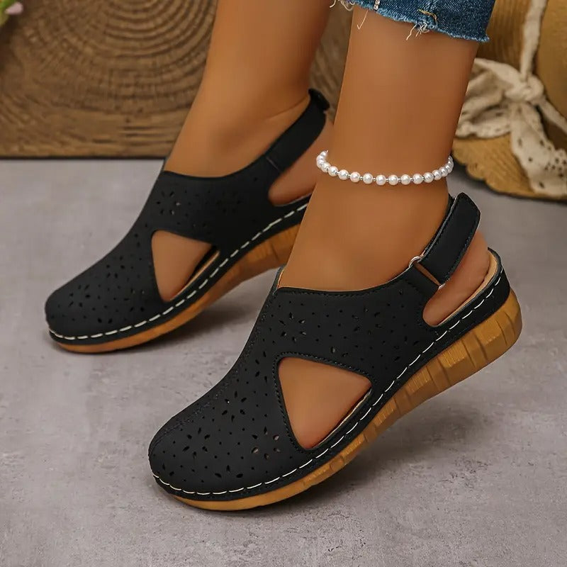 【36-43】Sandali s platformo in izrezi